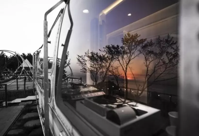 Pohang Glampingaen And Caravan Pension