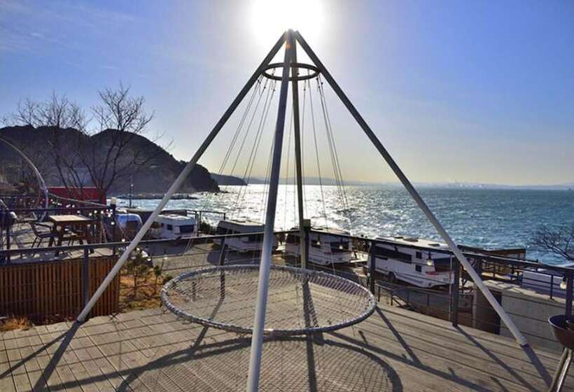 Pohang Glampingaen And Caravan Pension