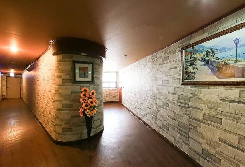 Seosan Cherboug Motel