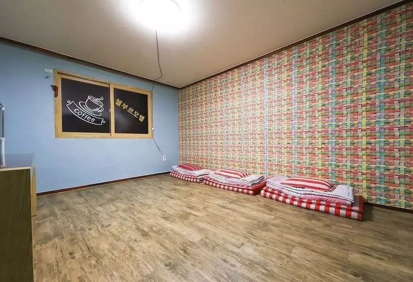 Seosan Cherboug Motel