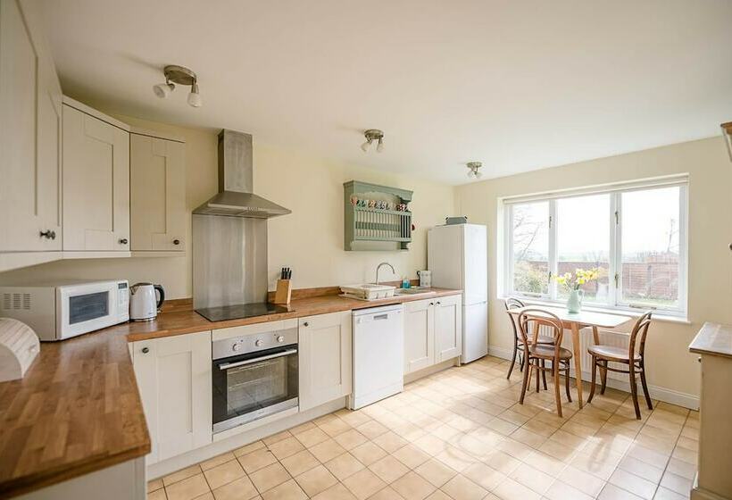 The Farmhouse, Boundary Farm, Framlingham