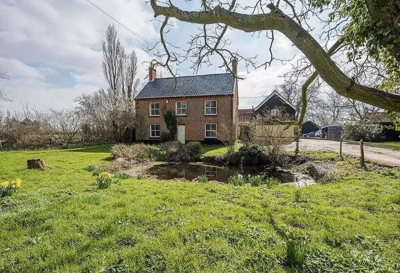 The Farmhouse, Boundary Farm, Framlingham