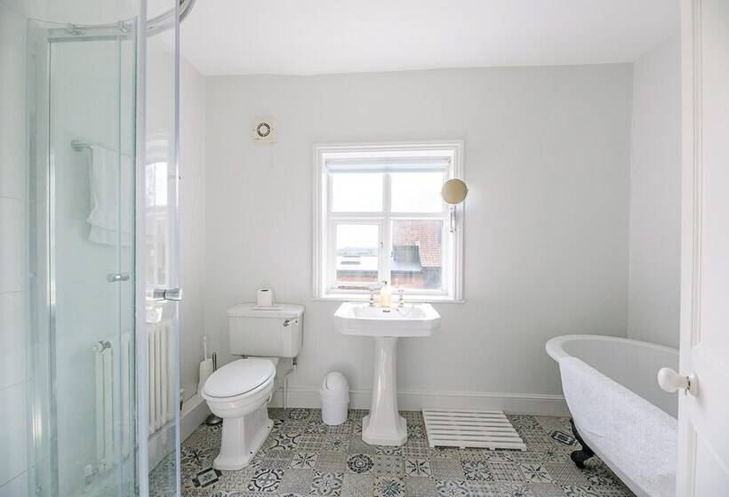 The Farmhouse, Boundary Farm, Framlingham