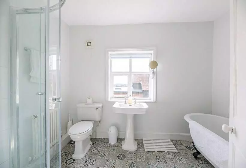 The Farmhouse, Boundary Farm, Framlingham