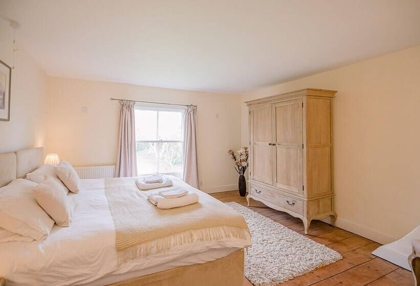 The Farmhouse, Boundary Farm, Framlingham