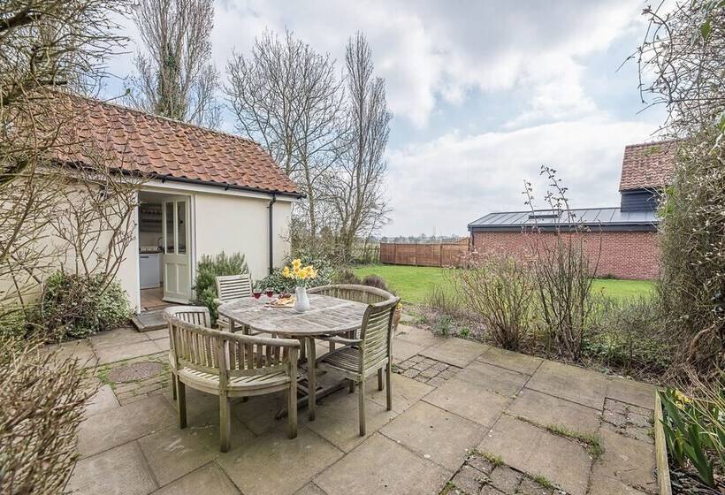 The Farmhouse, Boundary Farm, Framlingham