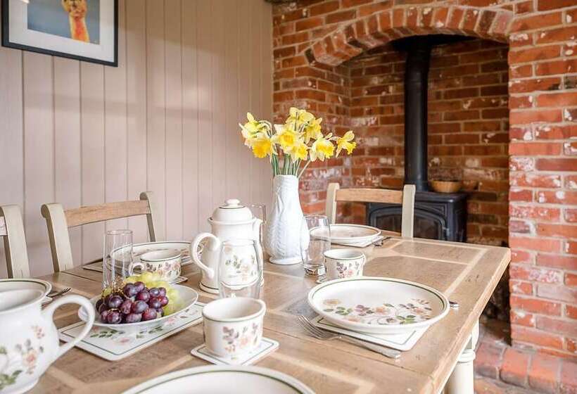 The Farmhouse, Boundary Farm, Framlingham