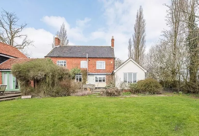 The Farmhouse, Boundary Farm, Framlingham