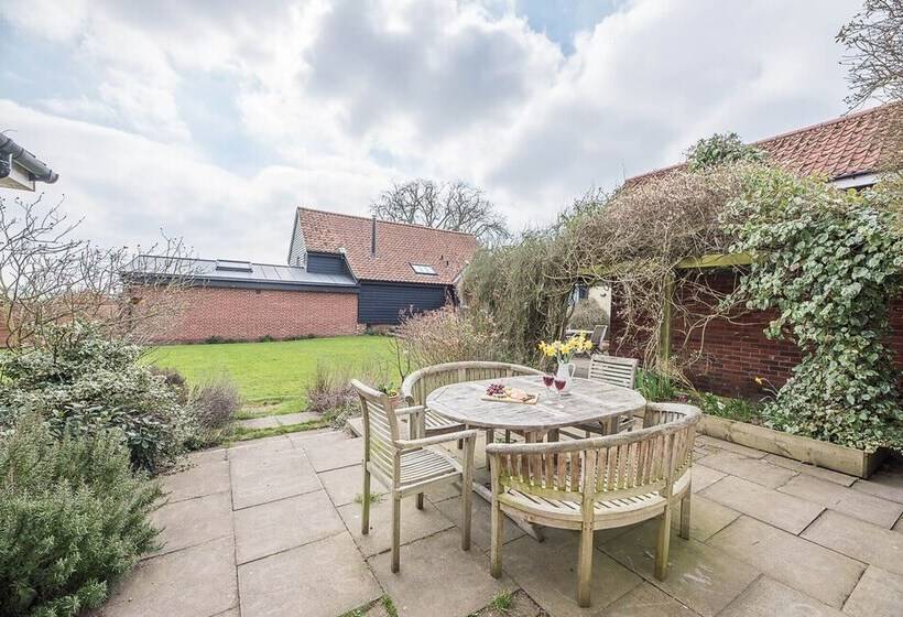 The Farmhouse, Boundary Farm, Framlingham