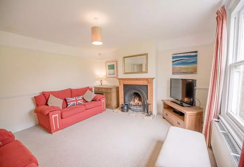 The Farmhouse, Boundary Farm, Framlingham