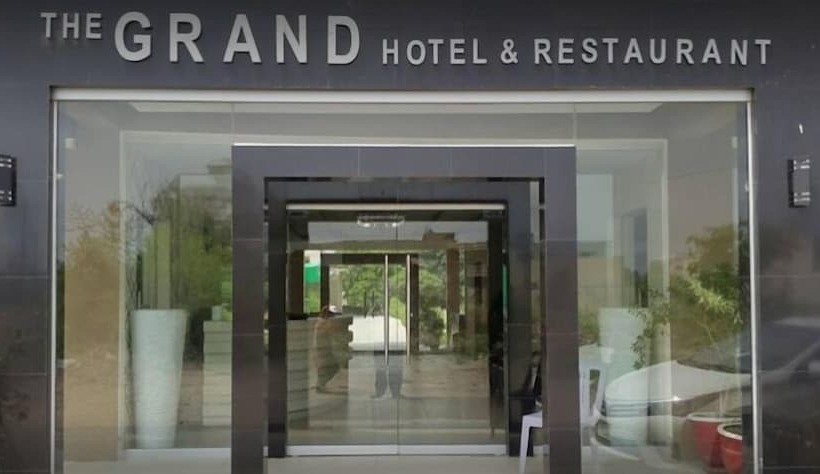 The Grand Hotel & Restaurant