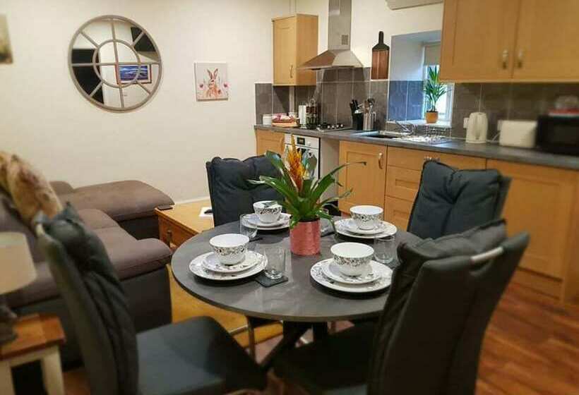 The Musical Ceol Cottage 1 Bedroom Sleeps Four