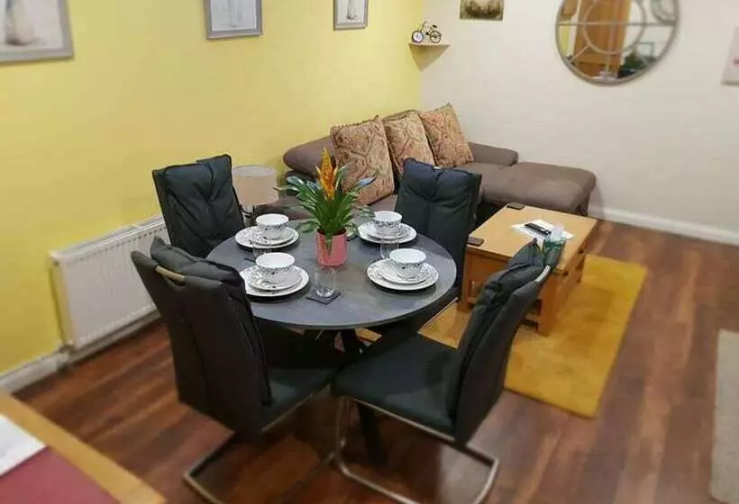 The Musical Ceol Cottage 1 Bedroom   Sleeps Four