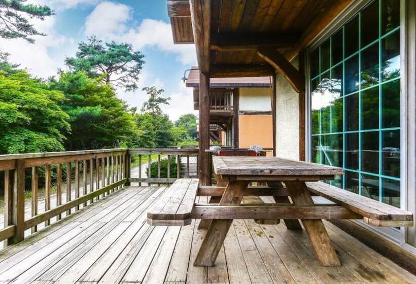 Yangpyeong Log Camp Pension