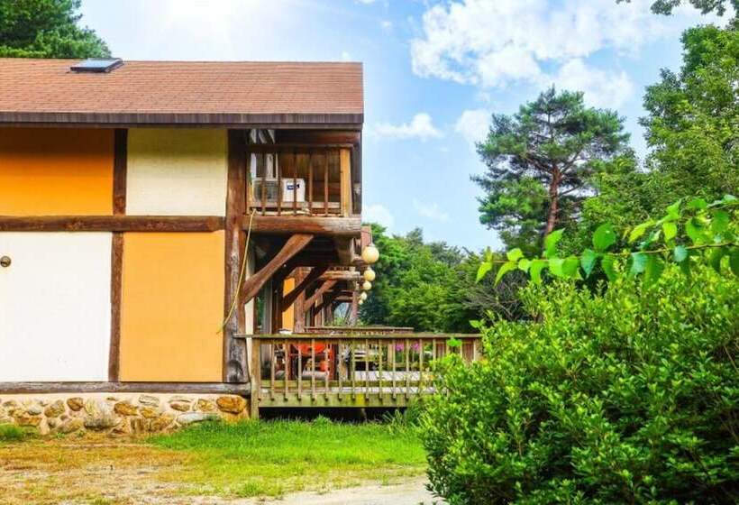 Yangpyeong Log Camp Pension