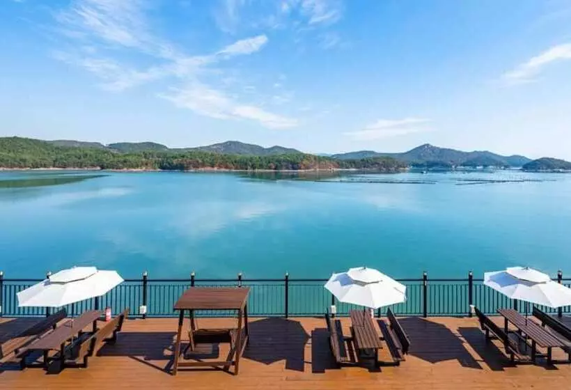 Yeosu Kpark Pension