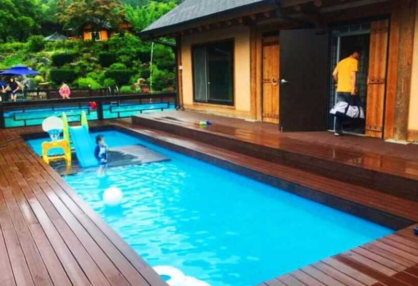 Youngwol Dudeokgol Hyu Pension