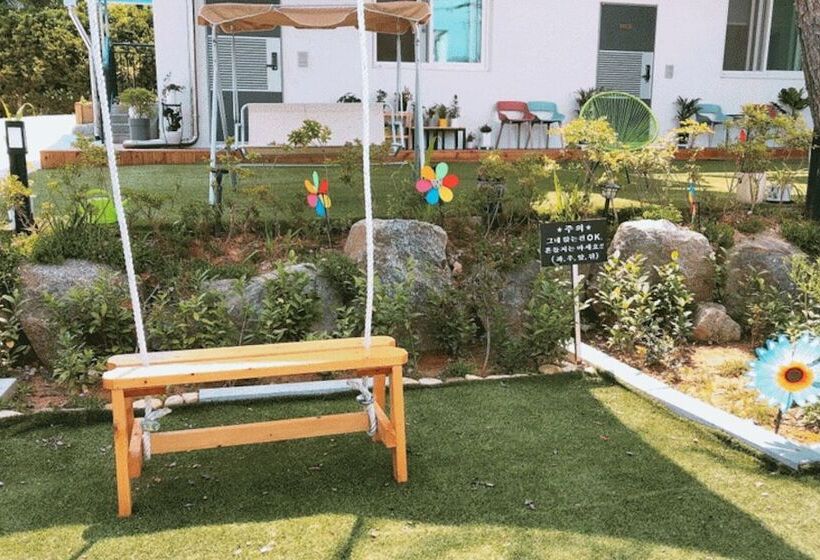 Damyang Sonamu Pension