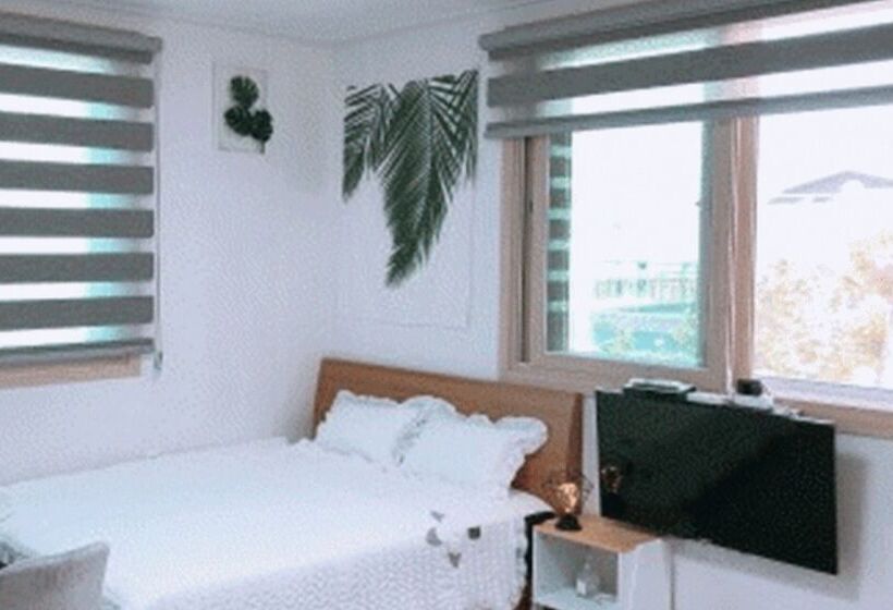 Damyang Sonamu Pension