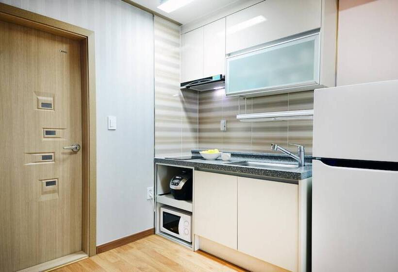 Donghae Red Roof Pension