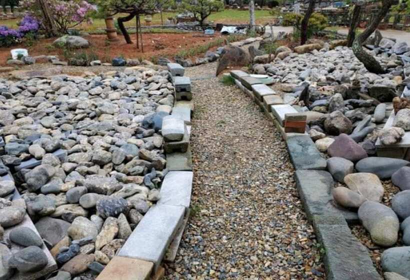 Gangjin Dahyang Sochuk Hanok Pension