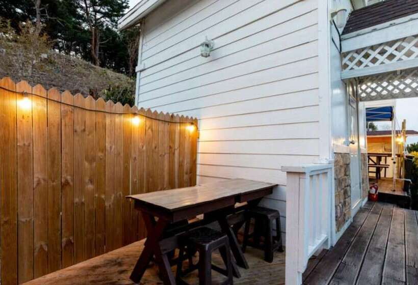 Gangneung Gyeongpo Paranbada Pension