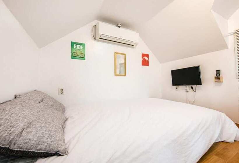 Gangneung Gyeongpo Paranbada Pension