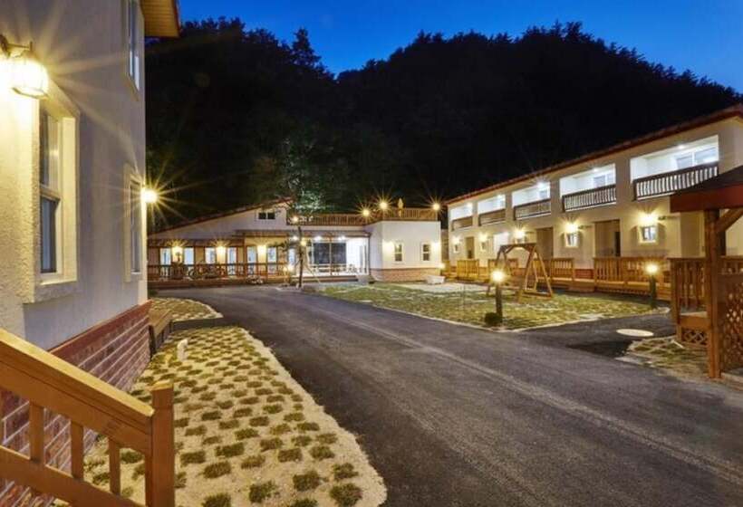Gangneung Refresh Pension