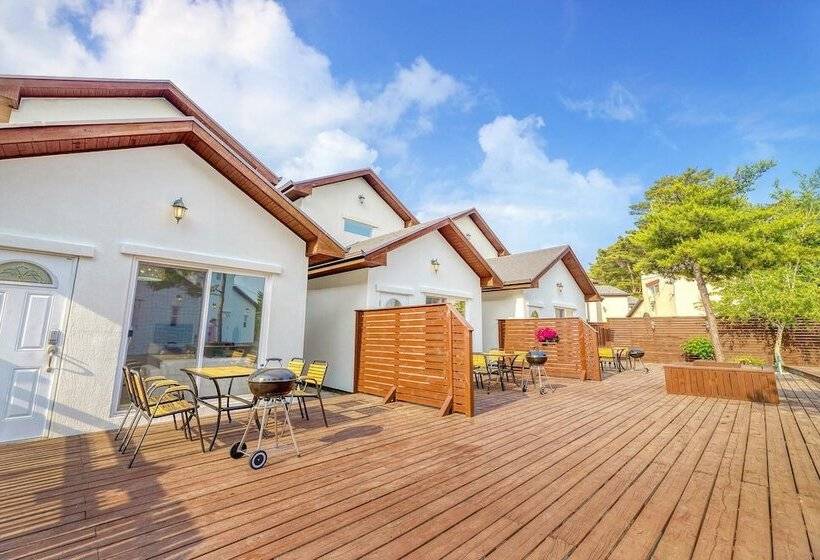 Gangneung The October Pension