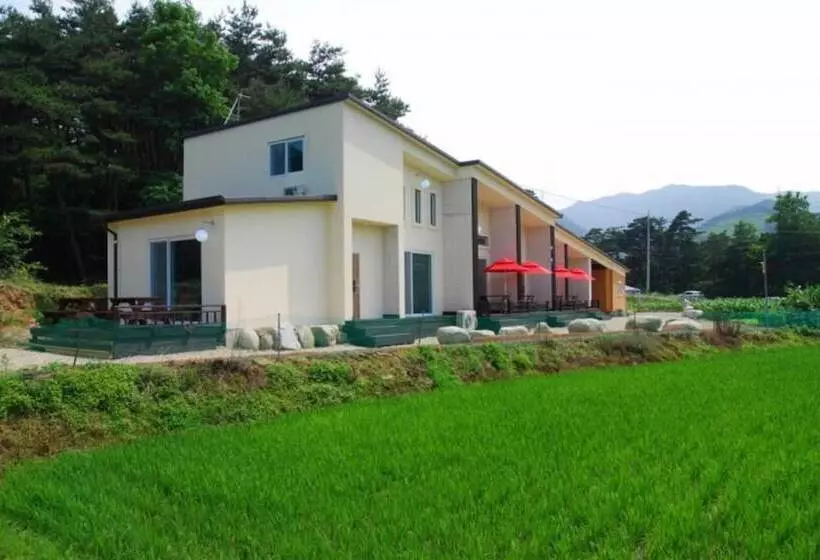 Gangneung Tyche House Pension