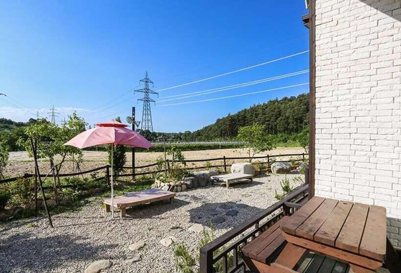 Gangneung Tyche House Pension