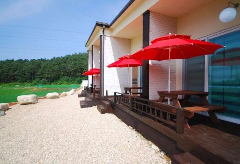 Gangneung Tyche House Pension