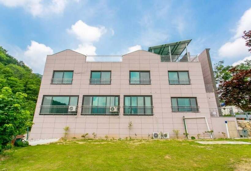 Gimhae Solar House Pension