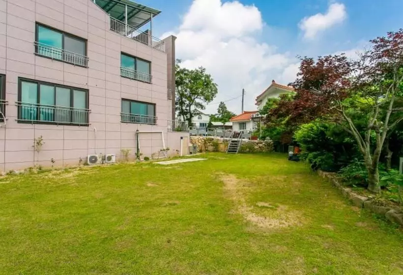 Gimhae Solar House Pension