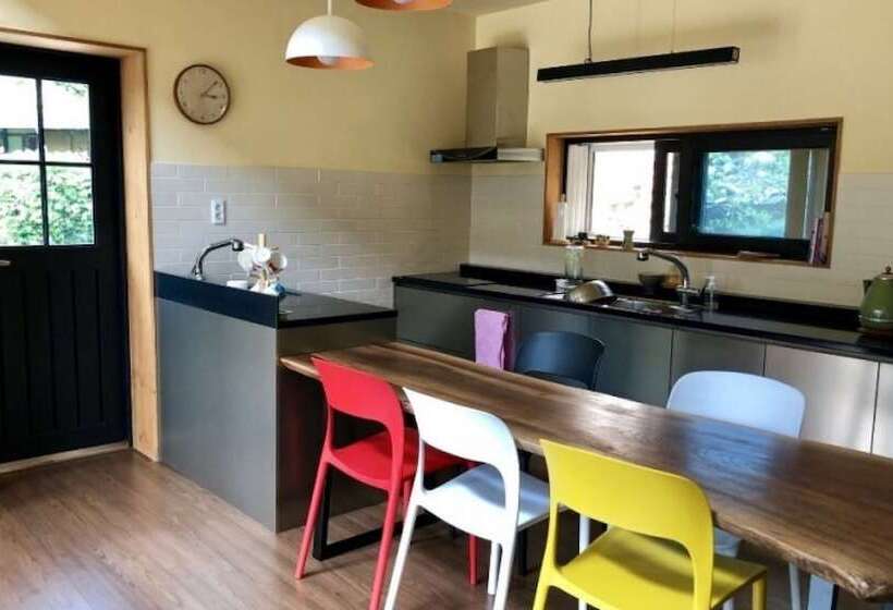 Hadong Monggeul Monggeul Pension