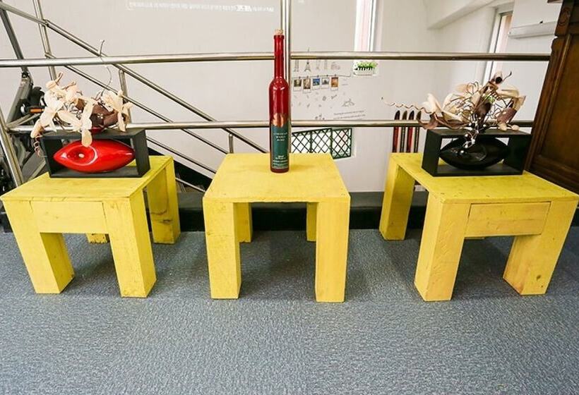 Hamyang Saedeulbaramhwangto Pension