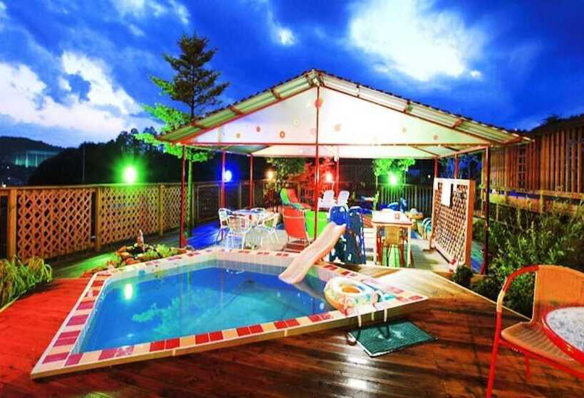 Hoengseong Modern Hill Pension