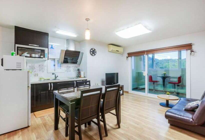 Hoengseong Modern Hill Pension