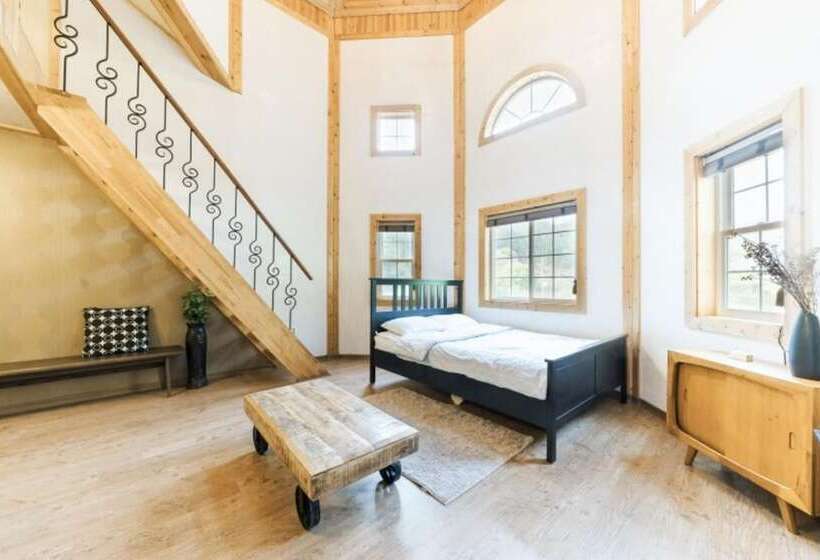 Hongcheon Fiction House Pension