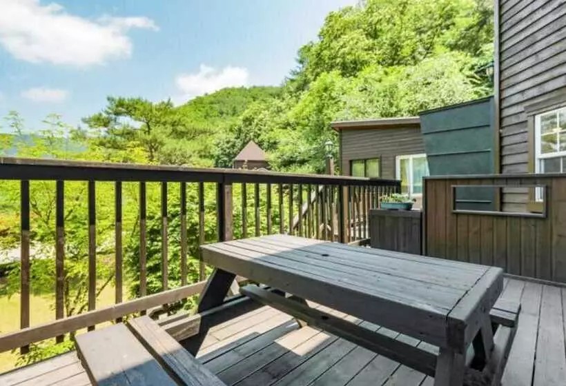 Hongcheon Fiction House Pension