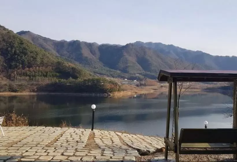 Hwacheon Pension Au