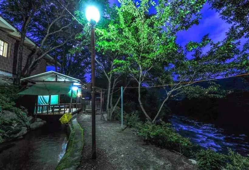 Inje Solbathwangto Pension