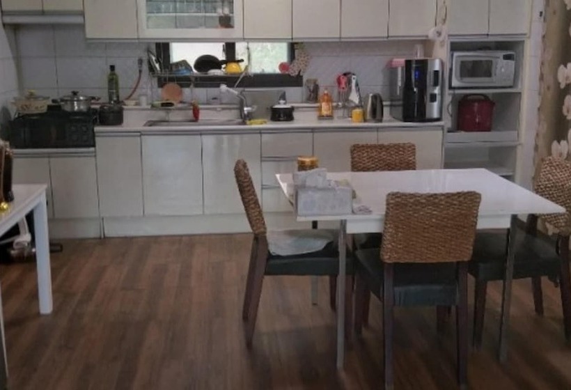 Jecheon Noksuwa Cheongsanuijip Pension