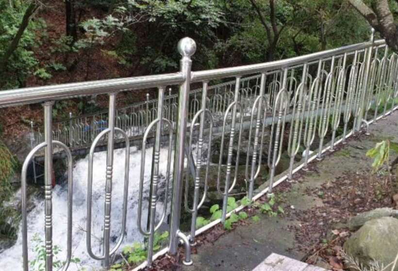 Namhae Yanghwahwangto Pension