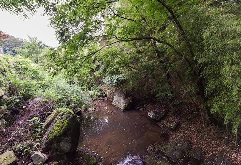 Namhae Yanghwahwangto Pension