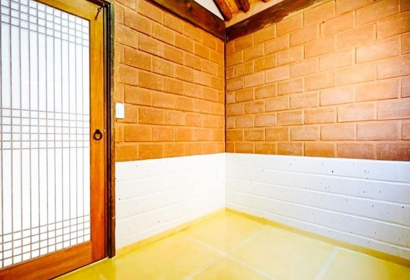 Namyangju Hanwoolchae Pension