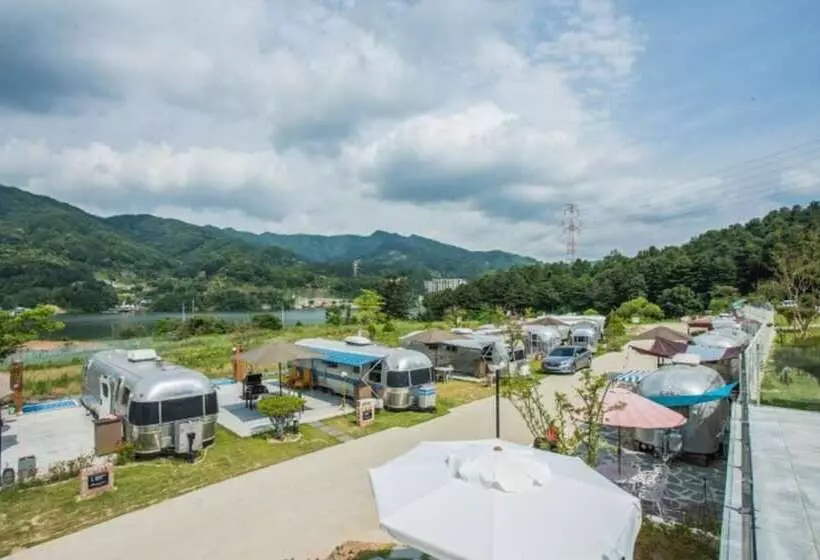 ペンション Out Of Park