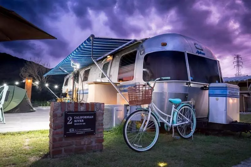 ペンション Out Of Park