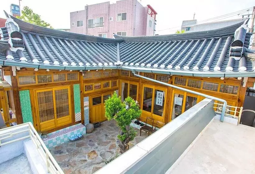ペンション Daegu Aega Hanok Stay