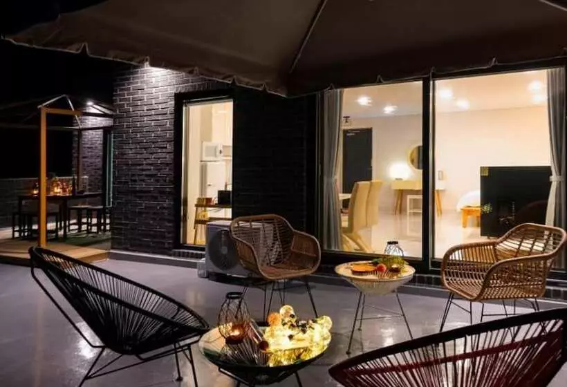 ペンション Gapyeong Adiel Pool Villa